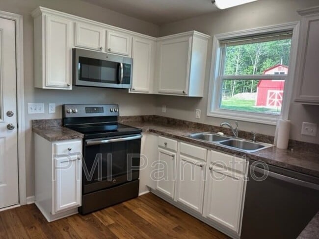 Building Photo - 753 Murray Lindler Rd