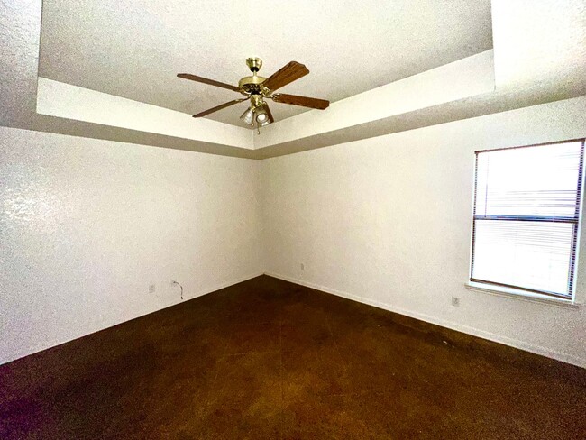 Building Photo - Available Now! 3 Bedroom 2 Bath in Killeen Tx