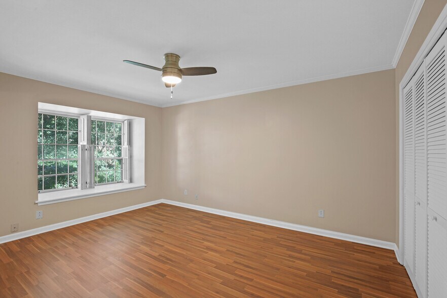Building Photo - 93 La Rue Pl NW