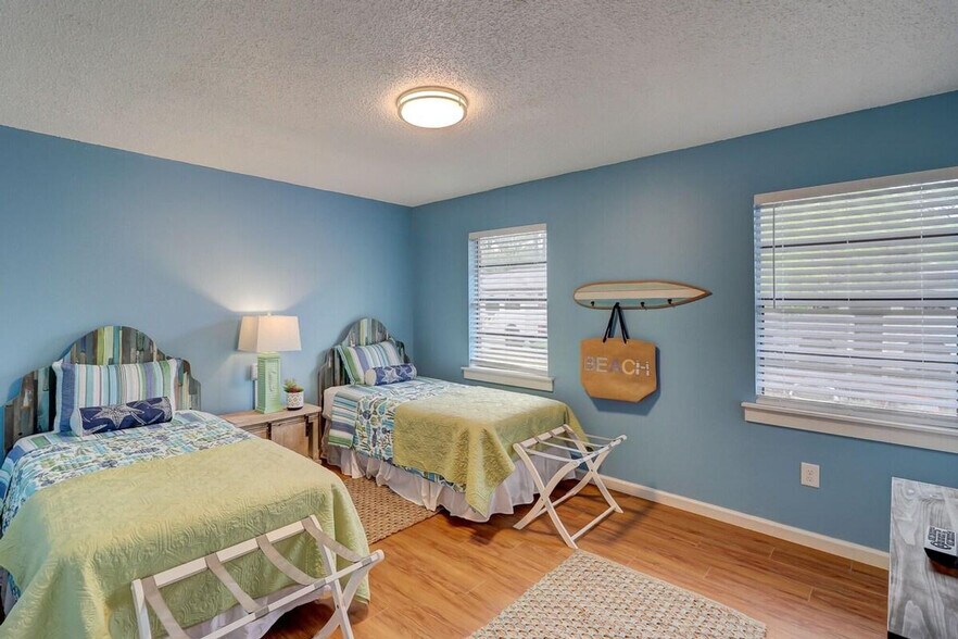 Building Photo - 400 William Hilton Pkwy