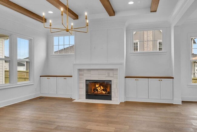 Building Photo - Luxury living in this brand new home - Franklin, TN