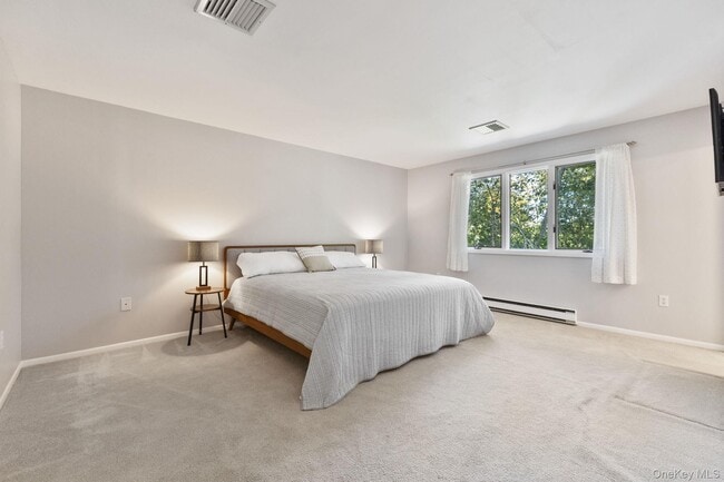 Building Photo - 56 Krystal Dr