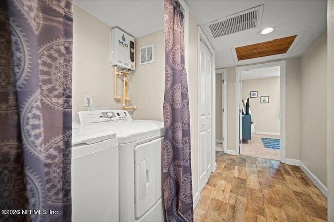 Building Photo - 2032 Inwood Terrace