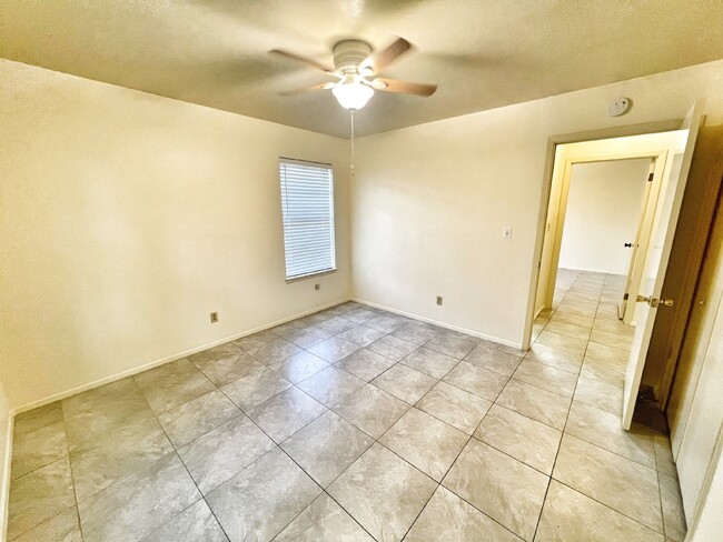 Building Photo - Adorable 2-Bedroom Duplex Just Minutes from Downtown New Braunfels!