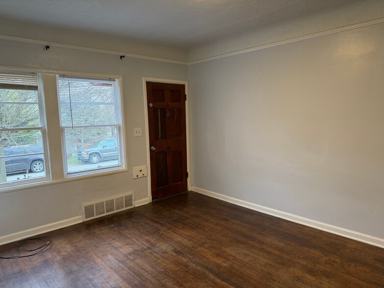 Building Photo - 1504 North Jarrett Street