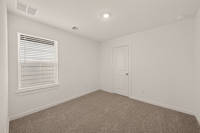 Building Photo - 3527 Lovebird Ln