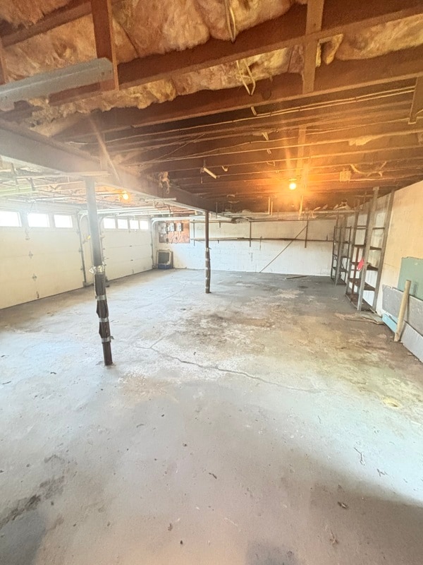 Building Photo - 15 Froelich Ave