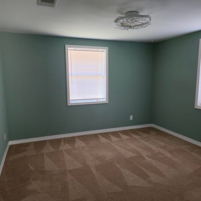 Building Photo - 106 Alabama Ave NW