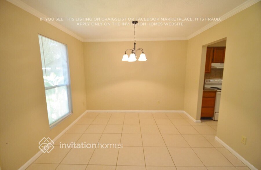 Building Photo - 7362 Boysenberry Ln N