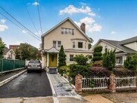 Building Photo - 45 Bayley Ave