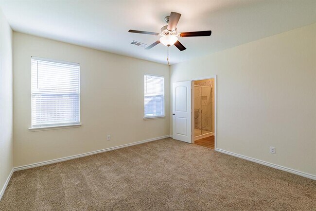 Building Photo - 331 Liberty Meadows Dr