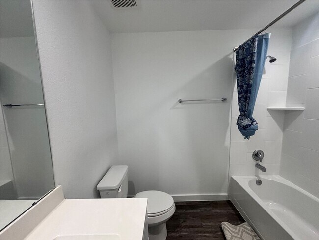 Building Photo - 1119 Fringed Bluestar Dr