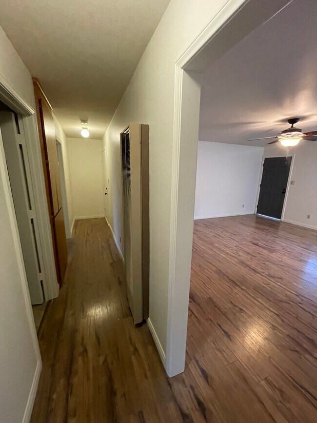 Building Photo - 928 Hemming Way