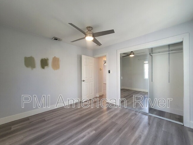 Building Photo - 5400 Del Norte Blvd