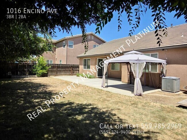 Building Photo - 1016 Encino Ave