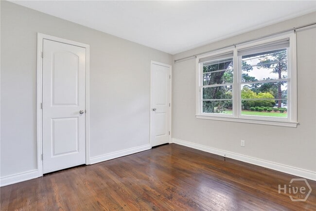 Building Photo - 5215 Habersham St