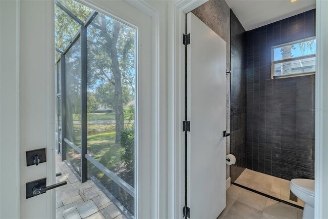 Building Photo - 8117 Hampton Glen Dr