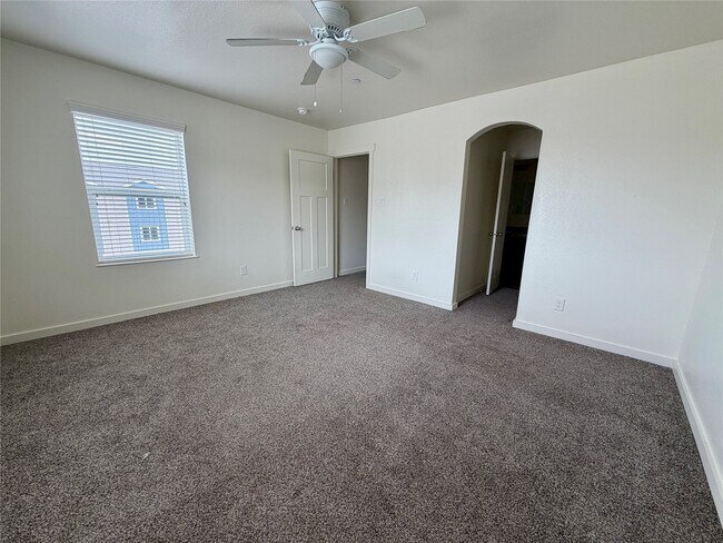 Building Photo - 21155 Gosling Rd