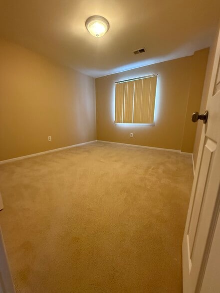 Building Photo - 31576 Orchard Crk