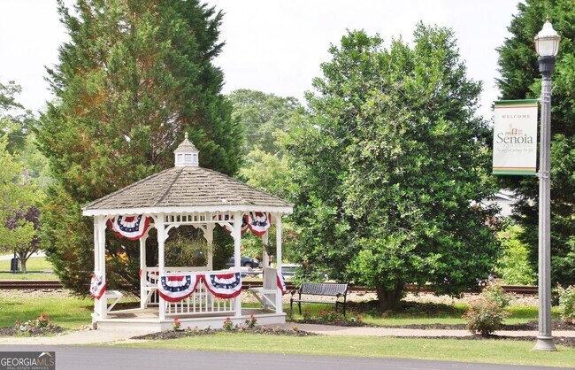 Building Photo - 15 Chestlehurst Way