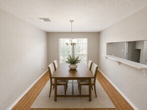 Building Photo - 17303 Saturn Ln