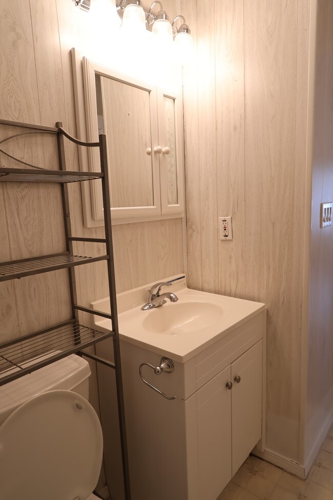 Building Photo - 922 Moss Oak Ct