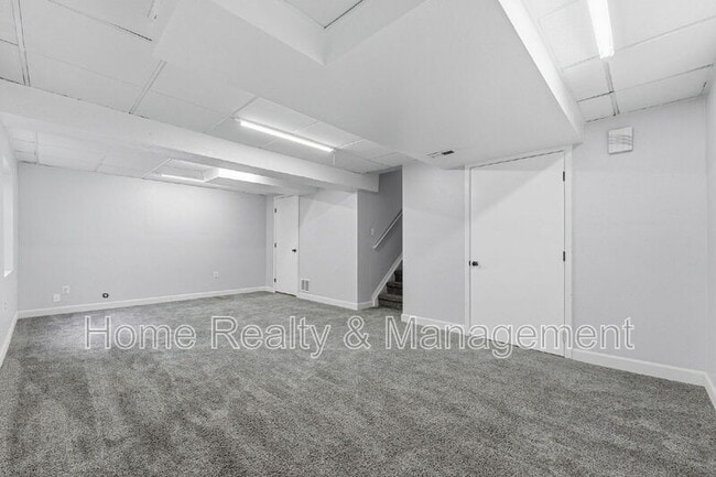 Building Photo - 13223 Quivas St