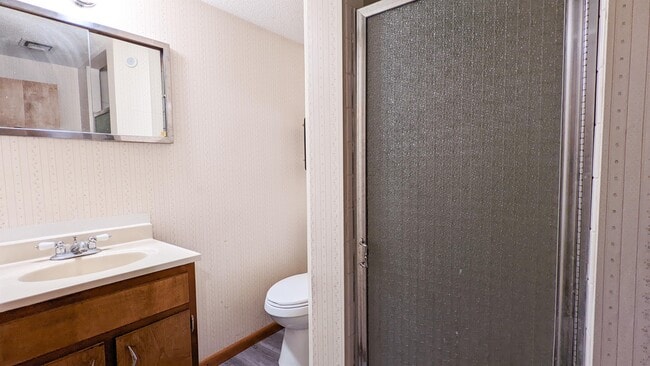 Building Photo - 1832 Ranser Rd