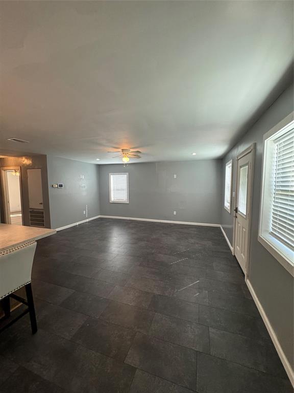 Building Photo - 8308 Lenore St