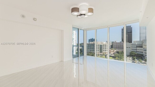 Building Photo - 333 Las Olas Way