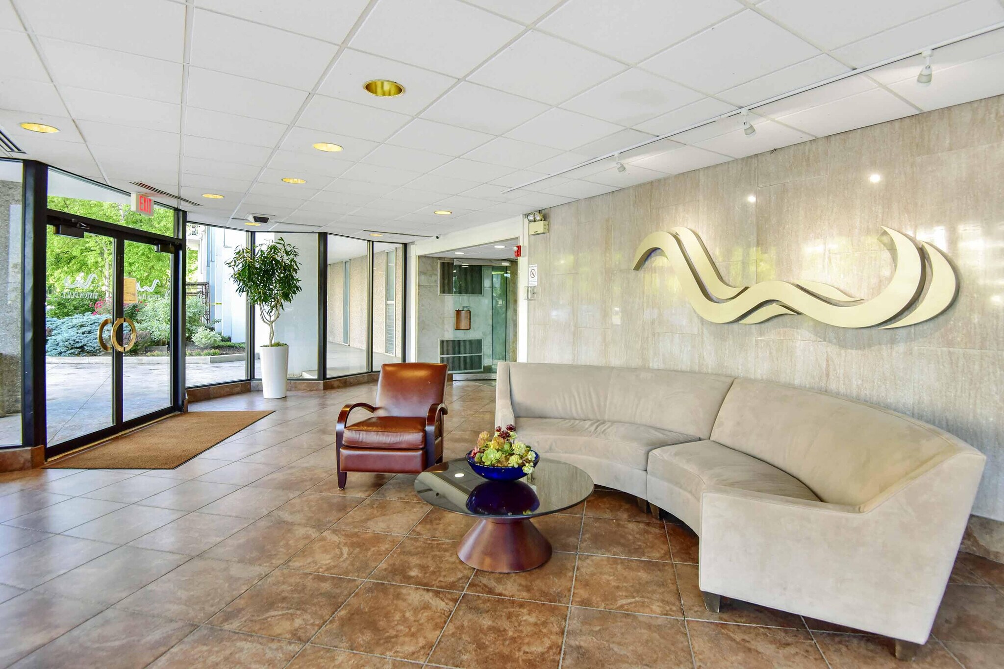 Building Photo - 12700 Lake Ave