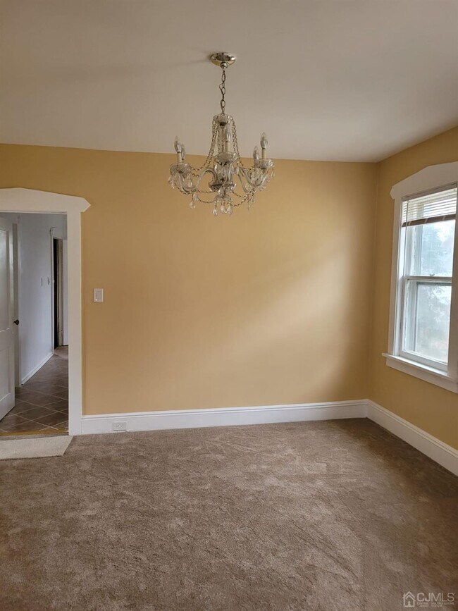 Building Photo - 27 John St