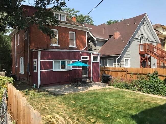 Building Photo - 1652 N Gaylord St