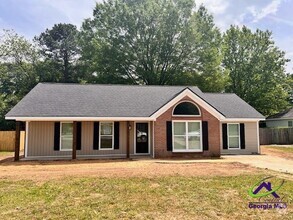 Building Photo - 719 Shannon Ridge Dr