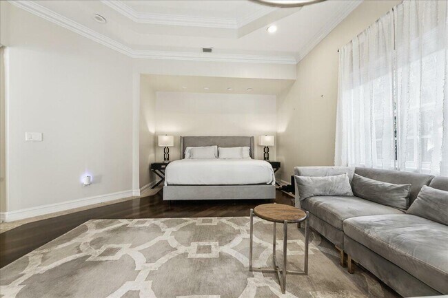 Building Photo - 459 NE 15th Ave