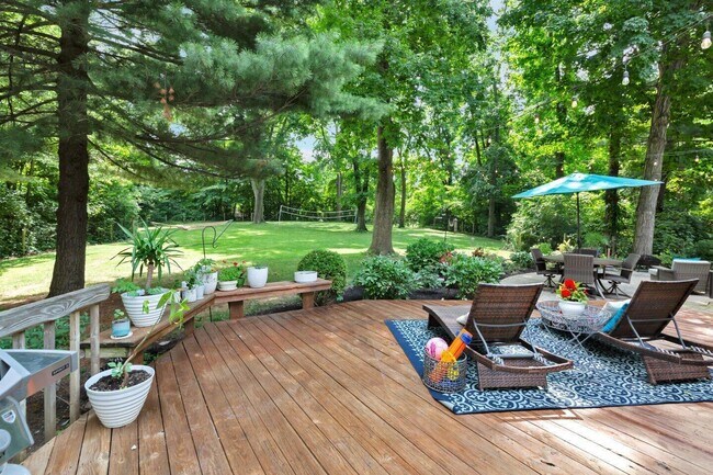 Building Photo - 7093 S Section Line Rd