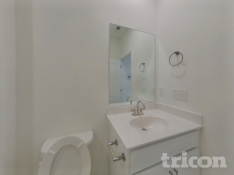 Building Photo - 1361 Georgetown Dr