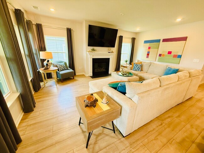 Building Photo - 4084 Da Vinci Dr