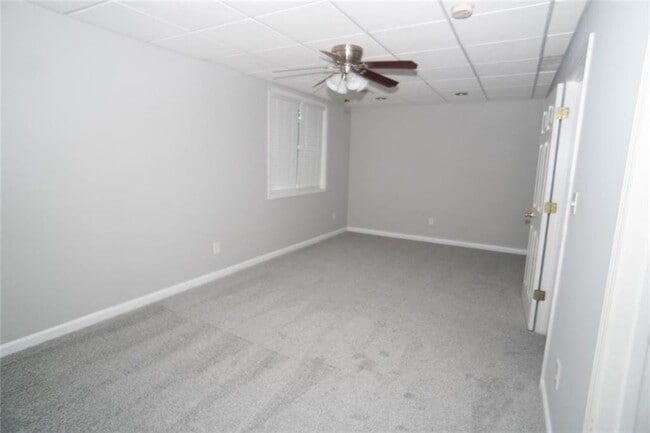 Building Photo - 52 Fieldstone Ct