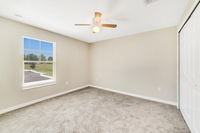 Building Photo - 255 Taylor Ln