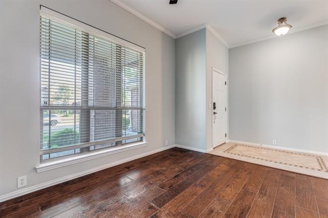 Building Photo - 2472 Deerwood Dr