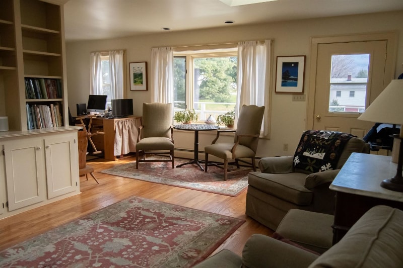 Building Photo - 10 Wallace Aveune