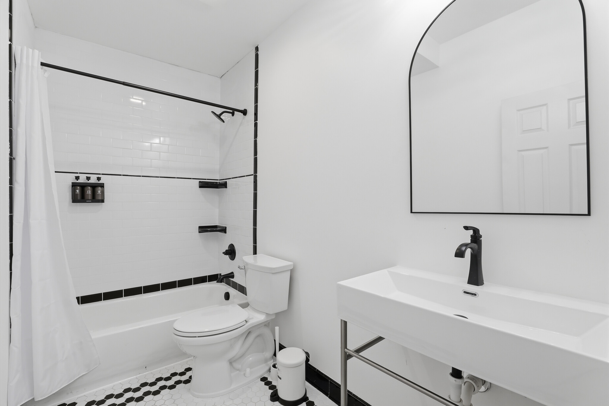 Building Photo - 4635 John R St