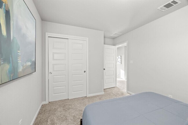 Building Photo - 1825 Harvest Knoll Ln