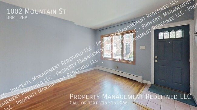 Building Photo - 1002 Mountain St