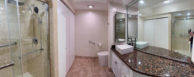 Building Photo - 20281 E Country Club Dr