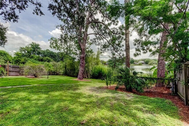 Building Photo - 12529 Mondragon Dr