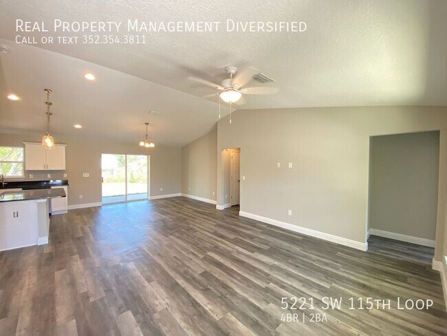 Building Photo - 5221 SW 115th Loop