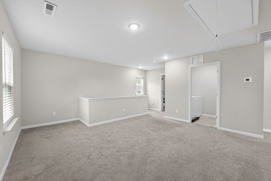 Building Photo - 5917 Neck Rd