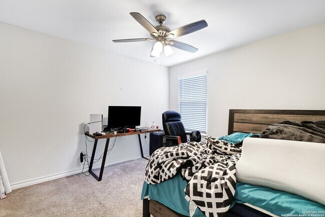 Building Photo - 7226 Altair Loop